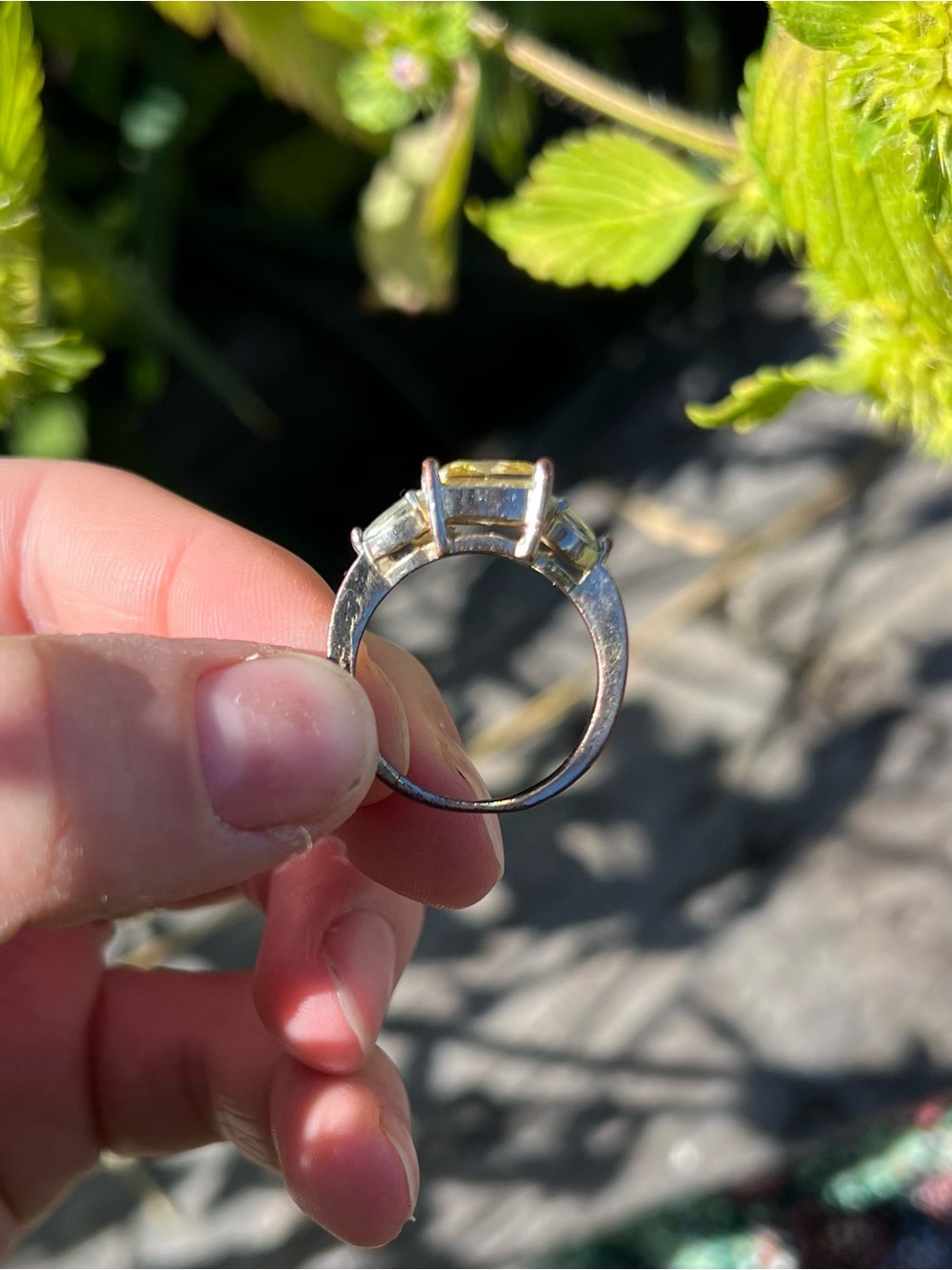 Yellow Stone Ring - Picture 5 of 9